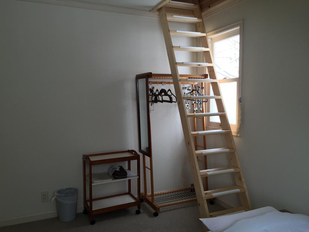 Guest House Bunk Мьоко Номер фото
